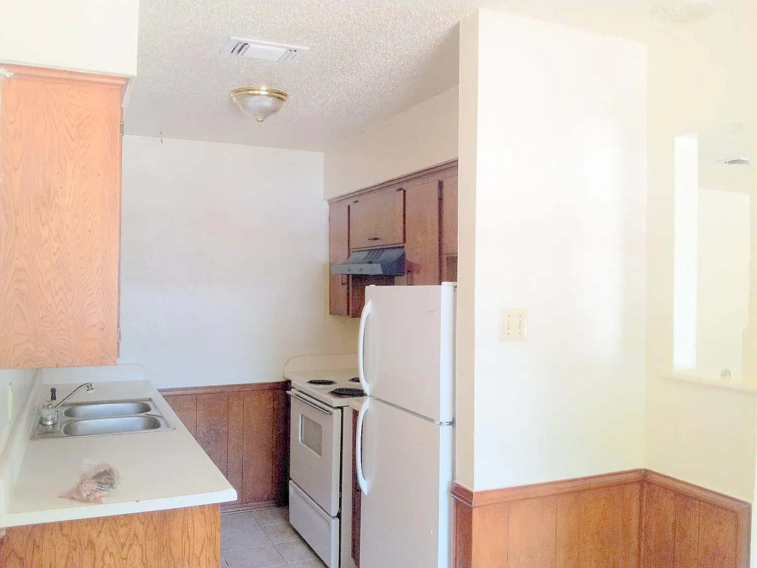 1 bed, 700 sqft, $1,055 — Photo 3