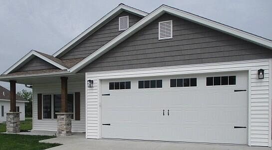 1st image of 814 N Barela Cir