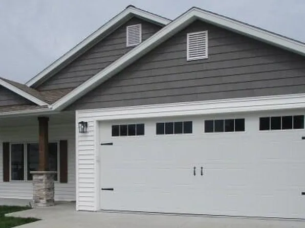 814 N Barela Cir, Centralia, MO 65240