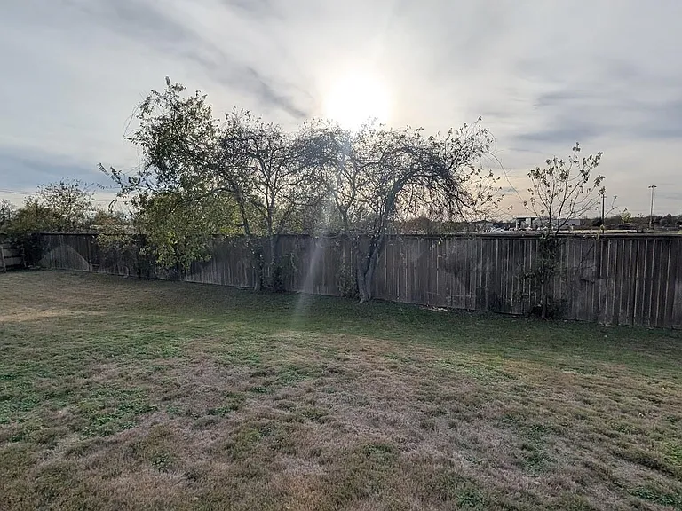 1356 Eagle Ridge Trl — Photo 11