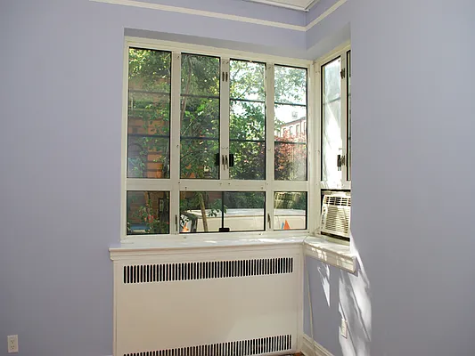 Sold by Sotheby's International Realty | media 18