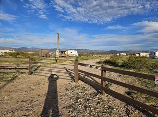 1068 S Carrizo Rd, Golden Valley, AZ 86413