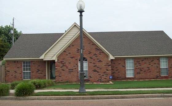 1st image of 8202 Red Creek Dr