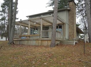 4107 S Oak Dr, Beaverton, MI 48612