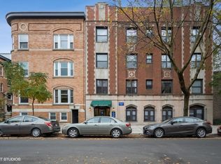 635 W Barry Ave, Chicago, IL 60657
