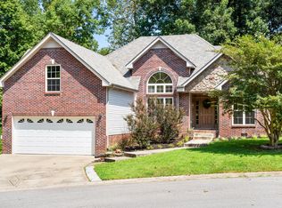 4377 Taylor Hall Ln, Adams, TN 37010