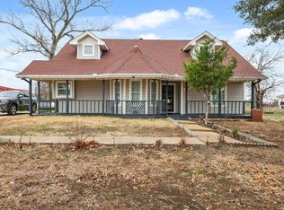 8401 Kelly Ln, Alvarado, TX 76009
