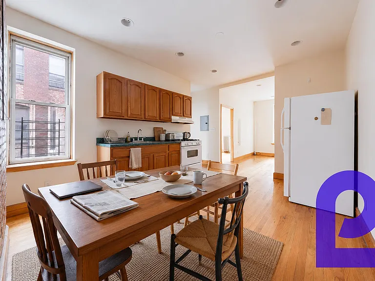 509 W 170th St #23 — Photo 4