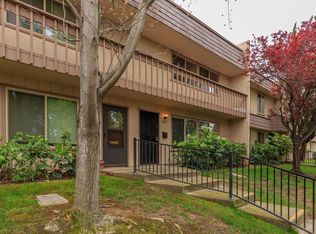 6076 Via Casitas, Carmichael, CA 95608