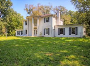 3288 Libbert Rd, Newburgh, IN 47630