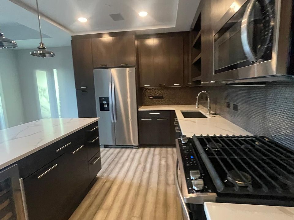 1st image of 256 S Monroe St #114