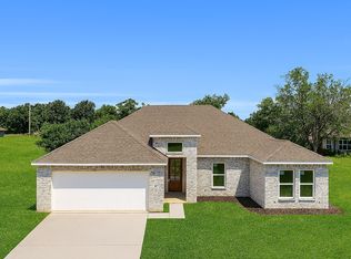 340 E Lamar St, Palmer, TX 75152