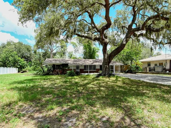 1845 Joyce St, Sarasota, FL 34231
