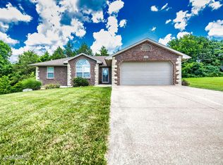 2047 Bromin Ct, Holts Summit, MO 65043