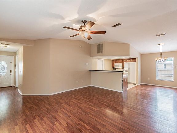 5th image of 3405 E Osborne Ave