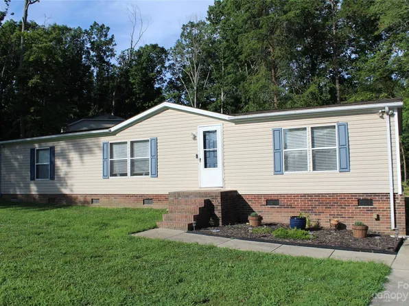 101 Dutchess Dr, Kings Mountain, NC 28086
