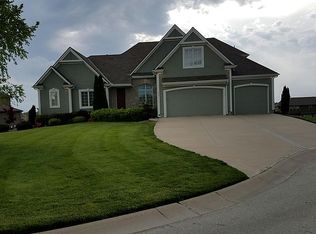 232 SE Coyle Cir, Lees Summit, MO 64063