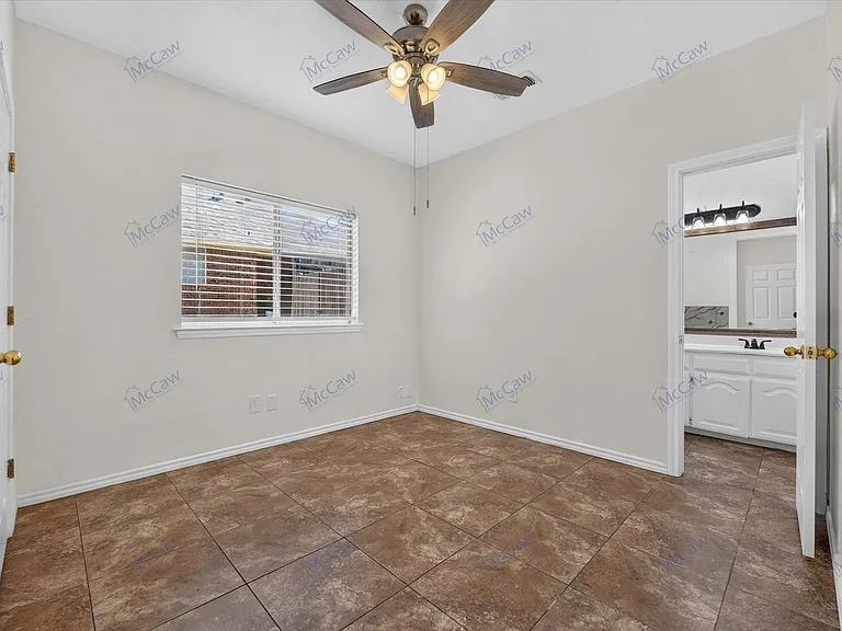 305 Brazil Dr — Photo 18