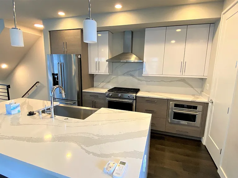 16378 NE 12th Pl — Photo 8