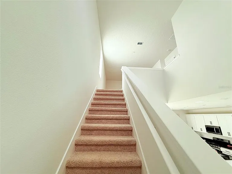 237 Station Ln — Photo 10