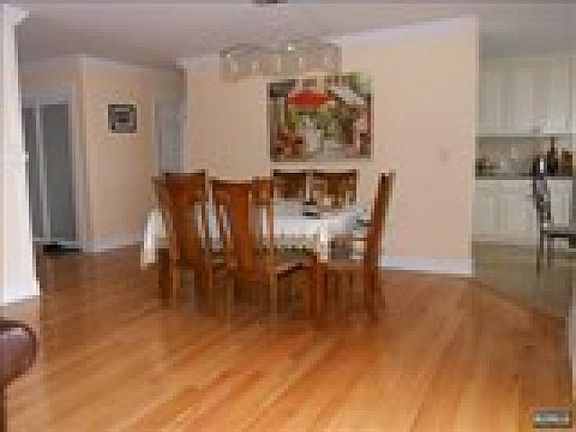 Bright/big Dinning