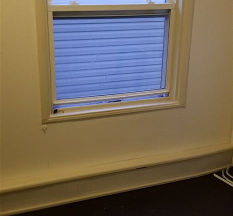 5th image of 237 Duncan Ave