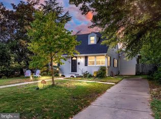 6932 Vanderbilt Dr, Alexandria, VA 22307