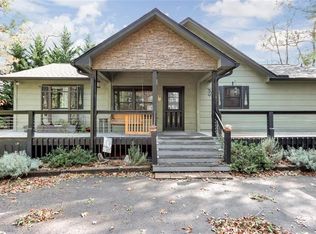 960 Palisade Dr, Ellijay, GA 30540