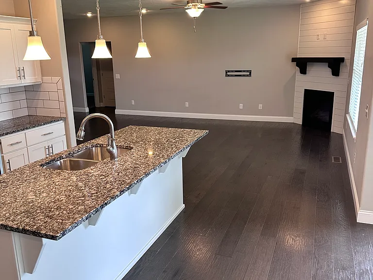 1648 N Pinnacle Ave — Photo 12