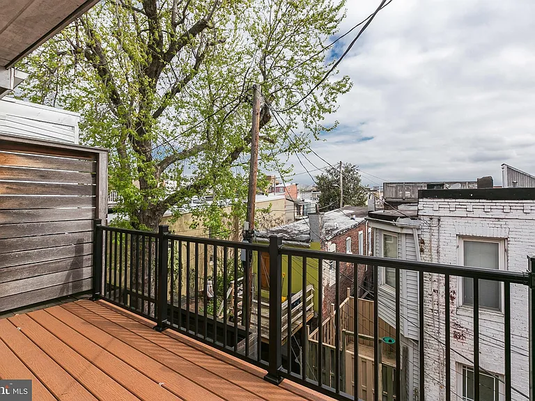2205 E Baltimore St — Photo 27