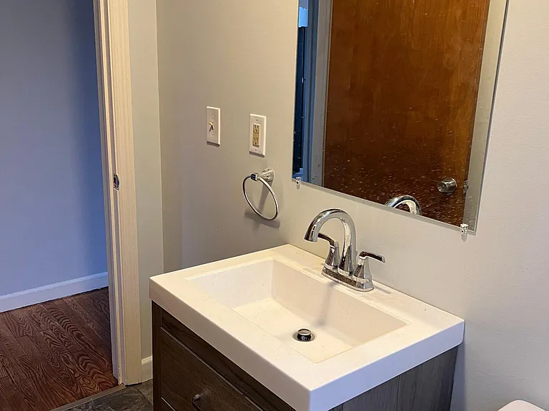 1137 Hovey St SW — Photo 12