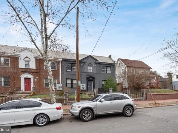 1526 V St SE APT 2, Washington, DC 20020