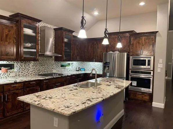 3016 High Landing Dr, Little Elm, TX 75068