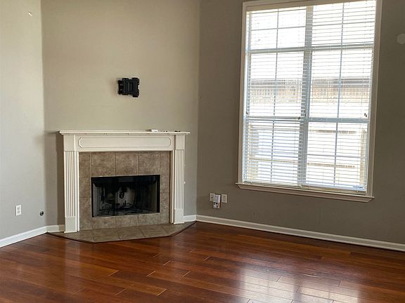 3rd image of 9197 Acadia Pl