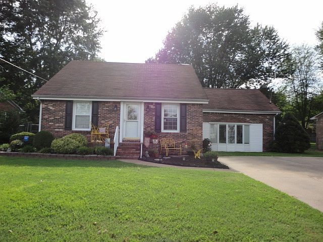 1st image of 133 Erwin Dr