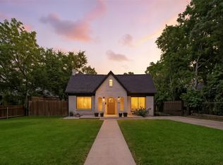 2809 W 12th St, Dallas, TX 75211