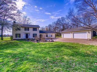 3277 Libbert Rd, Newburgh, IN 47630