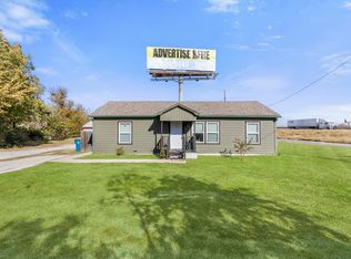 101 3rd St, Valley View, TX 76272