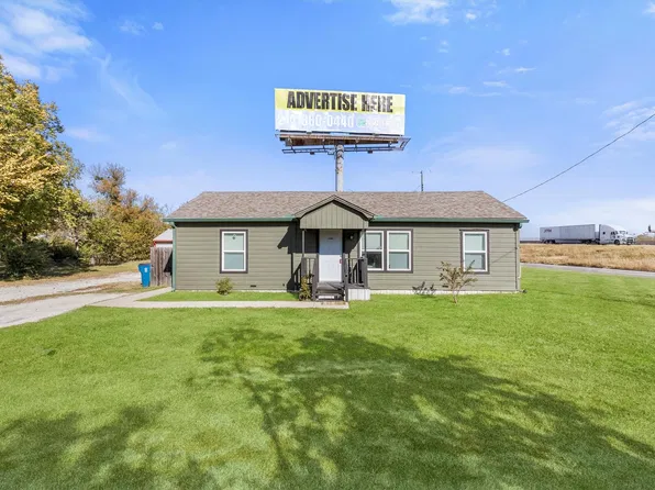 101 3rd St, Valley View, TX 76272