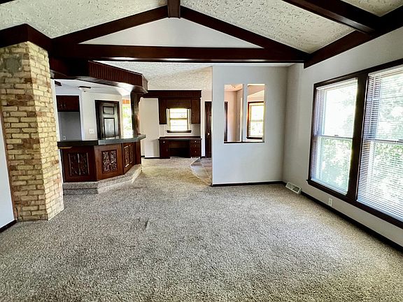 3rd image of 1175 2nd St NW #2