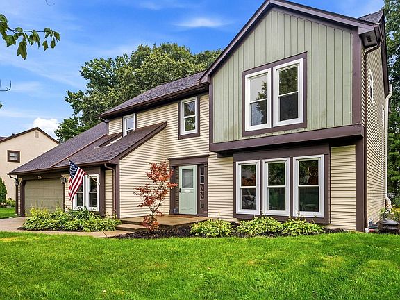 3rd image of 2567 Starford Dr