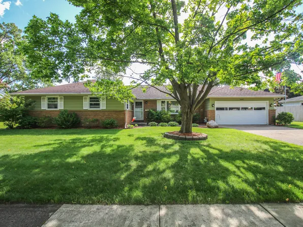 1007 Walnut St, Three Rivers, MI 49093