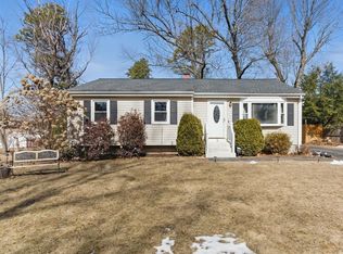 76 Hazen St, Springfield, MA 01119