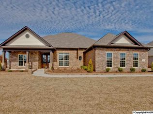 215 Farmdale Dr, Madison, AL 35756