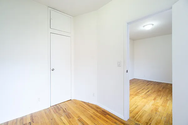 Rented by City Connections Realty | media 29