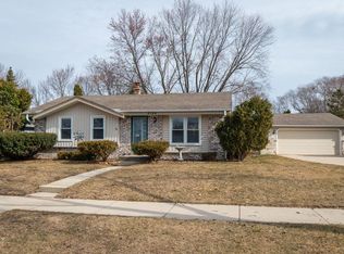 8384 N Celina St, Milwaukee, WI 53224