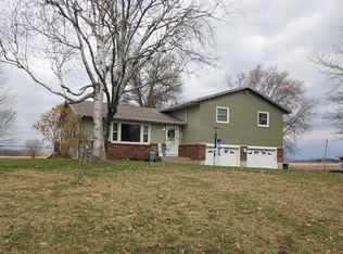 28120 W Thome Rd, Rock Falls, IL 61071