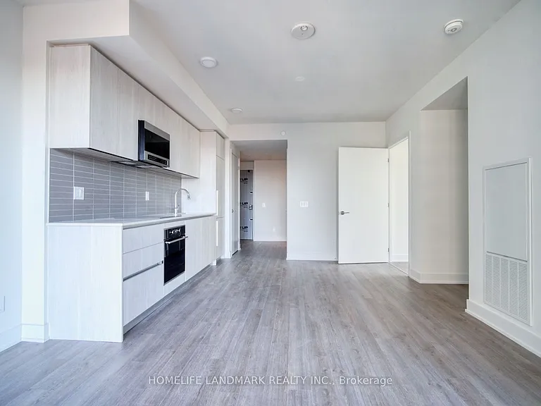 8 Cumberland St #1608 — Photo 5