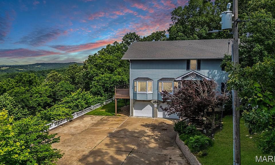 1st image of 8895 Moss Hollow Rd