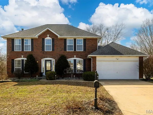 73 Morgantown Ct, Saint Charles, MO 63304